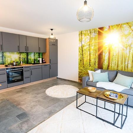 Orangehome: Waldlichtung - Zentral Zwischen Therme Und Stadtmitte Bad Aibling Exterior photo